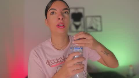 Aylin  online show from January 15, 11:26 am