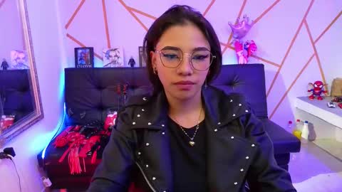 sofia online show from December 14, 11:42 pm