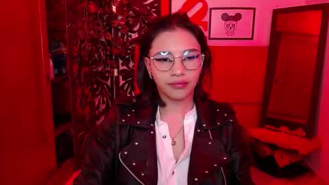 sofia online show from December 16, 10:26 pm