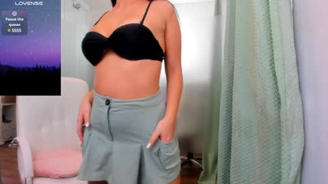 Ayumi online show from December 18, 1:23 pm