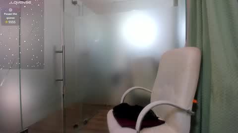 Ayumi online show from March 4, 8:13 am