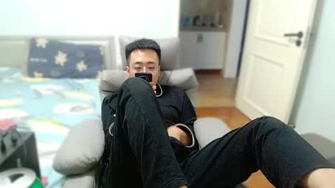 ayyzqh66 online show from May 3, 6:03 pm