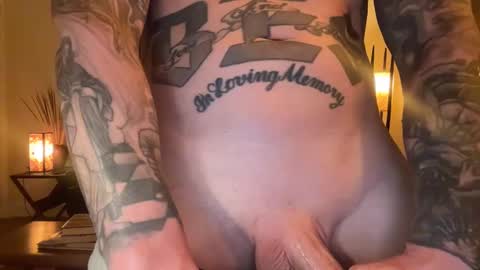 Snapshot of az_tatts chatting on February 18, 2:49 am az_tatts online show from February 18, 2:49 am
