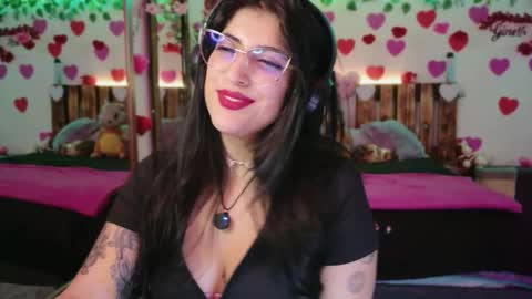 Azahar online show from February 15, 8:27 pm