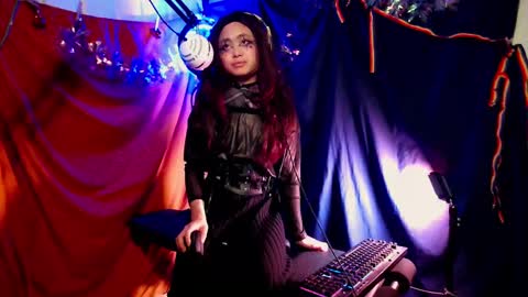 Azazel online show from December 10, 7:05 am