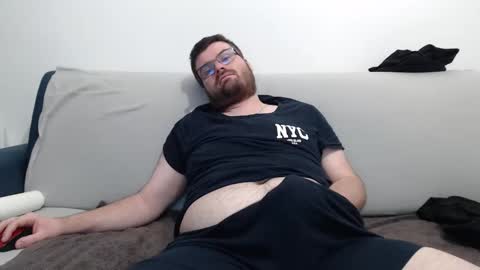 Azer online show from November 8, 10:04 am