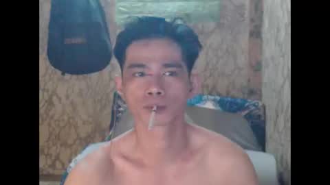 Snapshot of azn_philip chatting on December 3, 6:06 pm Philip online show from December 3, 6:06 pm