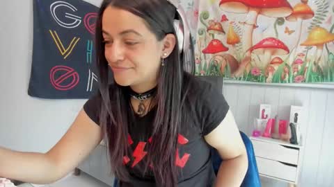 Azucena R online show from November 11, 2:50 pm