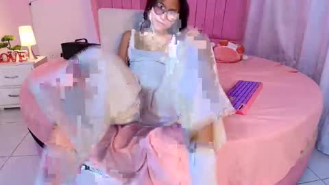 PRINCESS AZUL. online show from April 17, 11:08 pm