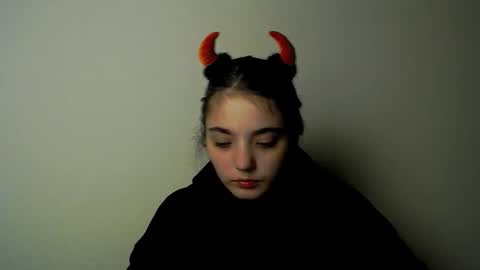 azumi_chan_ online show from October 14, 10:10 pm