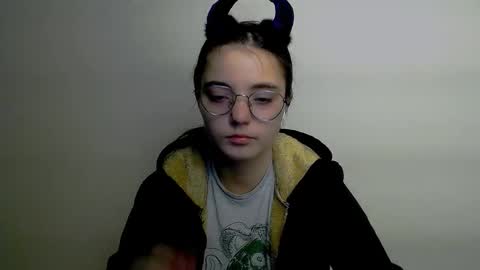 azumi_chan_ online show from December 19, 5:14 am