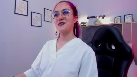 Snapshot of azurra_amatto2 chatting on May 1, 9:08 pm Azurra online show from May 1, 9:08 pm