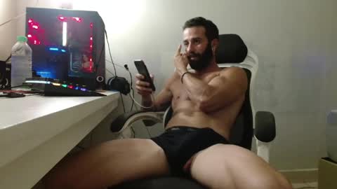 Snapshot of b0ycan chatting on May 2, 12:15 am b0ycan online show from May 2, 12:15 am