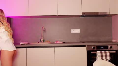 Alessia online show from December 4, 9:12 pm