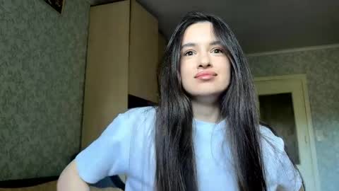 Snapshot of babarashreck chatting on May 15, 10:11 am Caroline online show from May 15, 10:11 am