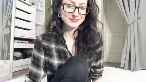 babby_jewel online show from November 18, 12:20 pm