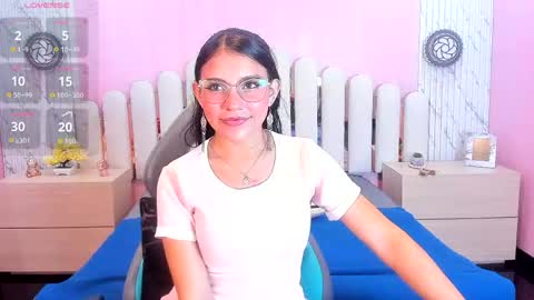 Venus  online show from June 1, 4:31 pm