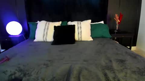 BabieLynn online show from April 1, 12:00 am