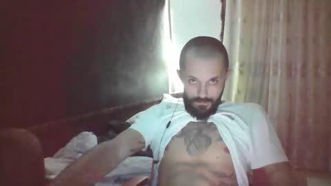 Snapshot of baby91son chatting on January 5, 1:35 am no1 online show from January 5, 1:35 am