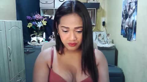 cassandra online show from October 23, 11:53 am