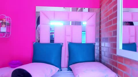 Snapshot of baby_doll_xoxo chatting on February 15, 2:36 pm Baby online show from February 15, 2:36 pm