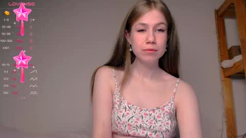 Snapshot of baby_girl_0001 chatting on February 12, 2:45 am Kira online show from February 12, 2:45 am