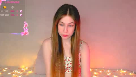 Snapshot of baby_girl_0001 chatting on December 18, 6:03 pm Kira online show from December 18, 6:03 pm