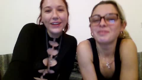 baby_girls2224 online show from January 14, 9:20 pm