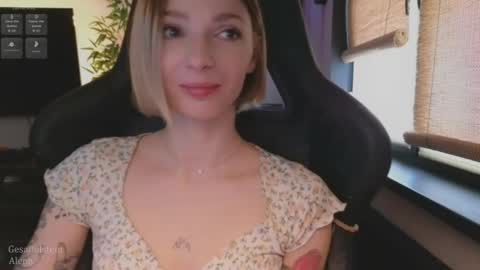 baby gopn1k online show from March 27, 5:02 am