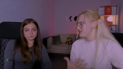 Snapshot of baby_hotte chatting on November 4, 12:04 pm baby online show from November 4, 12:04 pm