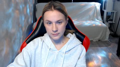 baby_kitte online show from March 16, 3:56 am