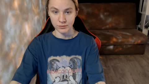 baby_kitte online show from April 20, 3:20 am