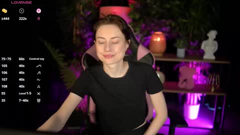 Snapshot of baby_luna_xo chatting on February 27, 9:53 am Hanna online show from February 27, 9:53 am