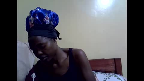 Snapshot of baby_may5 chatting on May 8, 10:20 am baby_may5 online show from May 8, 10:20 am