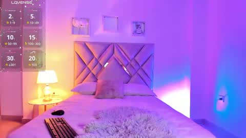 baby_noaht online show from June 26, 2:10 pm