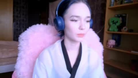 Snapshot of baby_onface chatting on May 10, 7:02 am Alice online show from May 10, 7:02 am