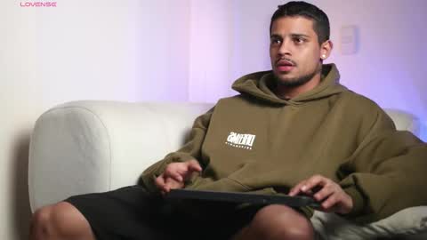 Snapshot of baby_rausch chatting on February 5, 11:04 am baby_rausch online show from February 5, 11:04 am