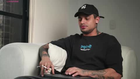 Snapshot of baby_rausch chatting on February 8, 11:08 pm baby_rausch online show from February 8, 11:08 pm