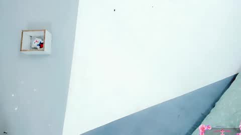 Snapshot of baby_rouss chatting on October 15, 12:16 pm Baby-Rouss online show from October 15, 12:16 pm