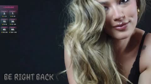 Snapshot of baby_sammyy chatting on December 19, 10:17 pm Baby Sammyy online show from December 19, 10:17 pm