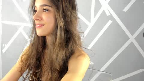 Aylin  online show from December 17, 11:39 am