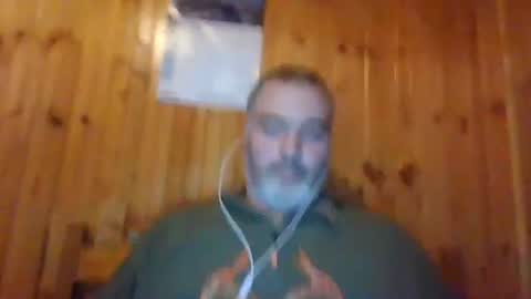 Snapshot of babybaby83 chatting on December 4, 5:54 pm Darren online show from December 4, 5:54 pm