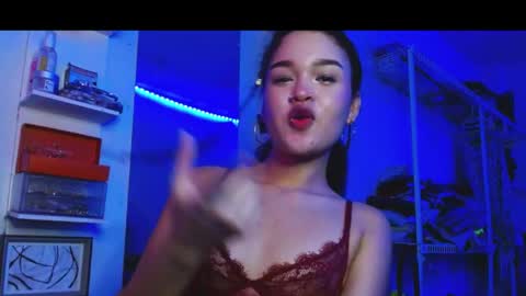 babybombom08 online show from May 16, 1:02 am