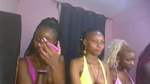 babybrown online show from May 14, 3:46 am