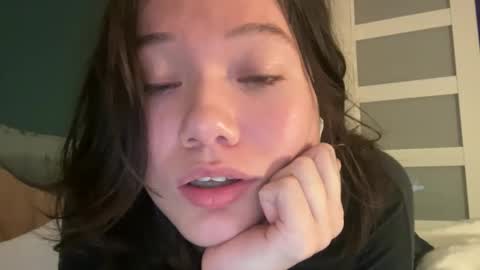 Snapshot of babybunnny chatting on February 21, 12:44 am ava online show from February 21, 12:44 am