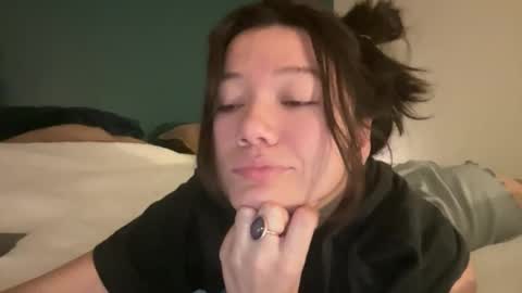 Snapshot of babybunnny chatting on February 22, 1:53 pm ava online show from February 22, 1:53 pm