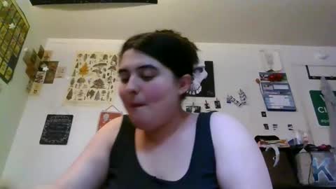 Snapshot of babydollalexiss chatting on February 15, 9:55 pm babydollalexiss online show from February 15, 9:55 pm