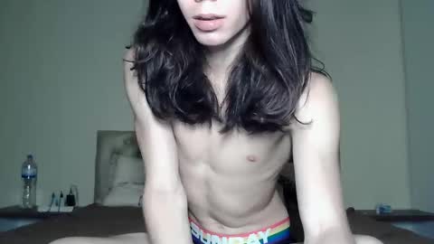 Snapshot of babyezhen chatting on October 11, 9:24 pm babyezhen online show from October 11, 9:24 pm