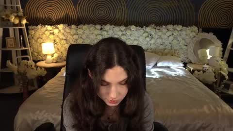 Snapshot of babyflowerr chatting on February 1, 7:56 pm Sasha online show from February 1, 7:56 pm