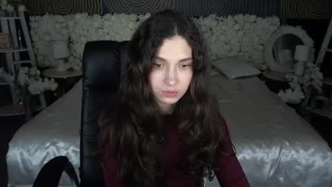 Snapshot of babyflowerr chatting on February 3, 4:21 am Sasha online show from February 3, 4:21 am